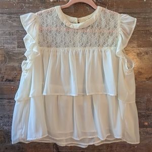 Rockin C Gorgeous Tiered Lined Lace Flutter Sleeved Tunic